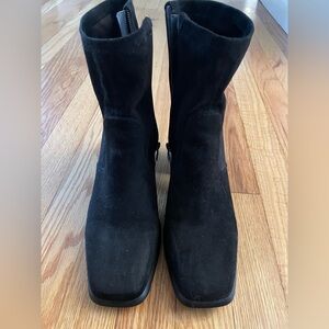 Black Marc Fisher boots size 8